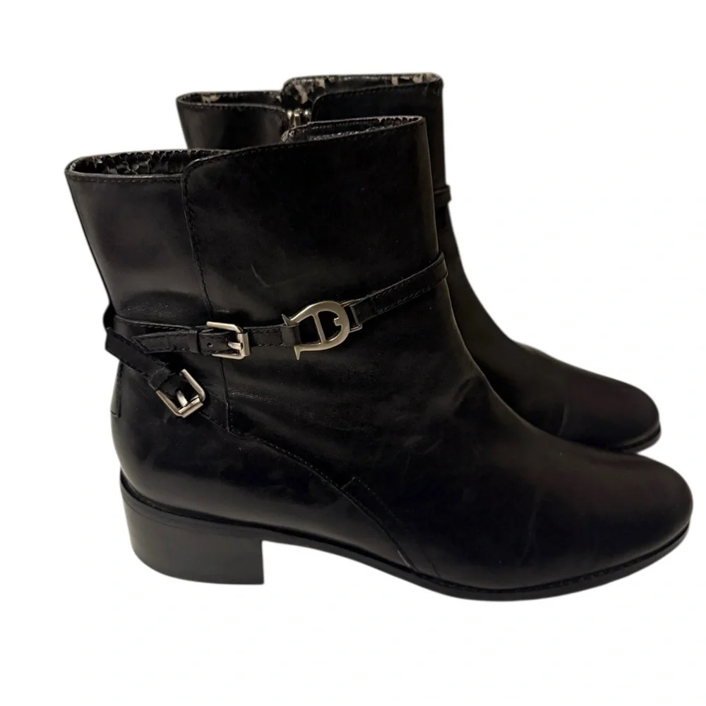 Etienne Aigner Carriage ankle boot in black leather Elegant Ankle Boots
